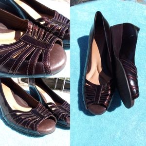 Nurture Leather Wedges Mocha Brown / Burgundy Heels